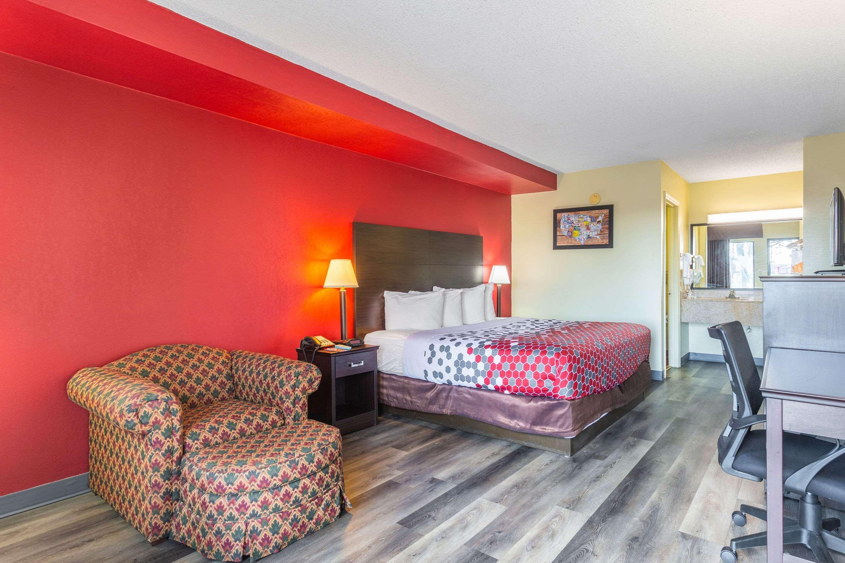 Econo Lodge & Suites קלארקסוויל מראה חיצוני תמונה