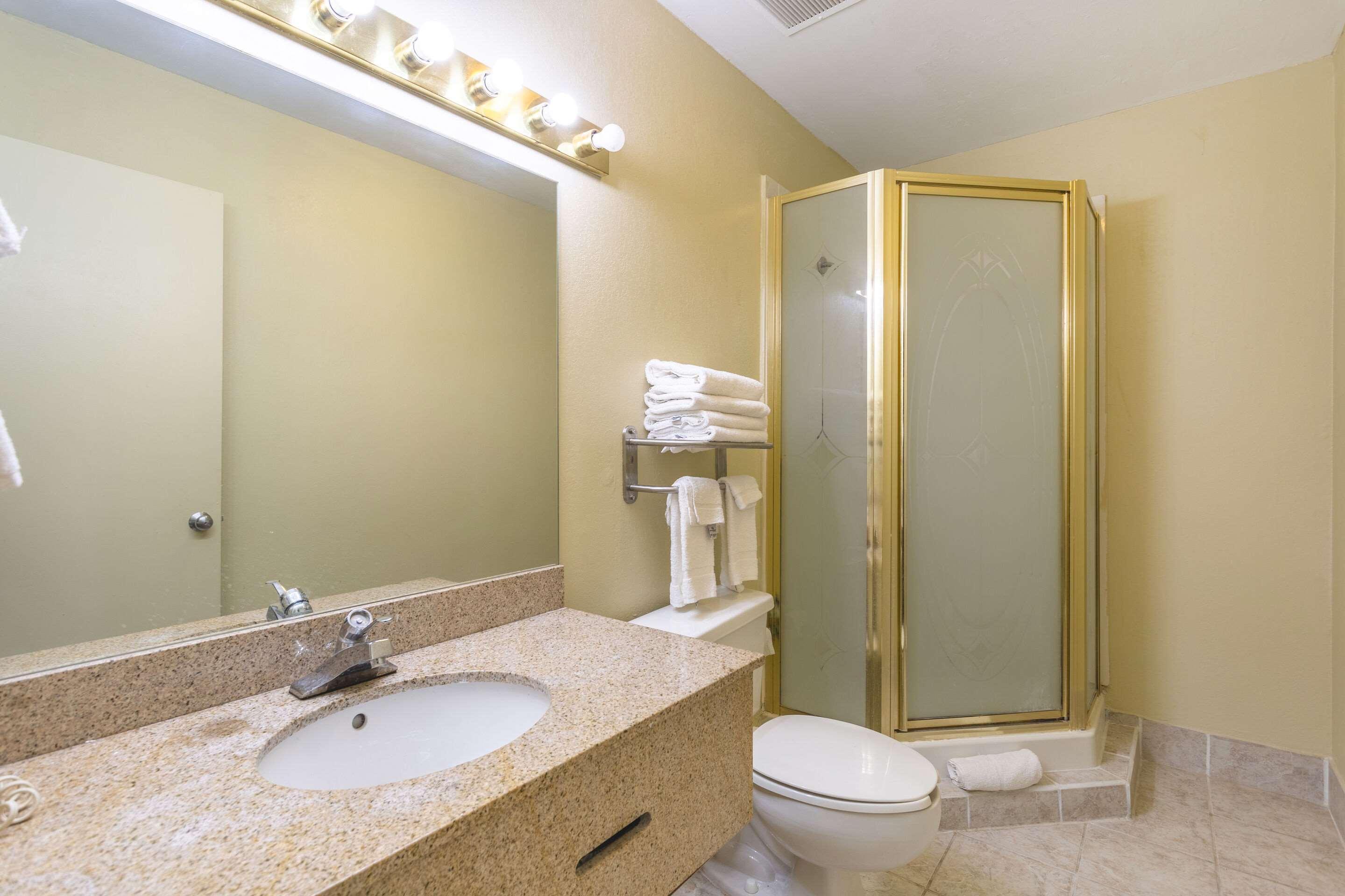 Econo Lodge & Suites קלארקסוויל מראה חיצוני תמונה