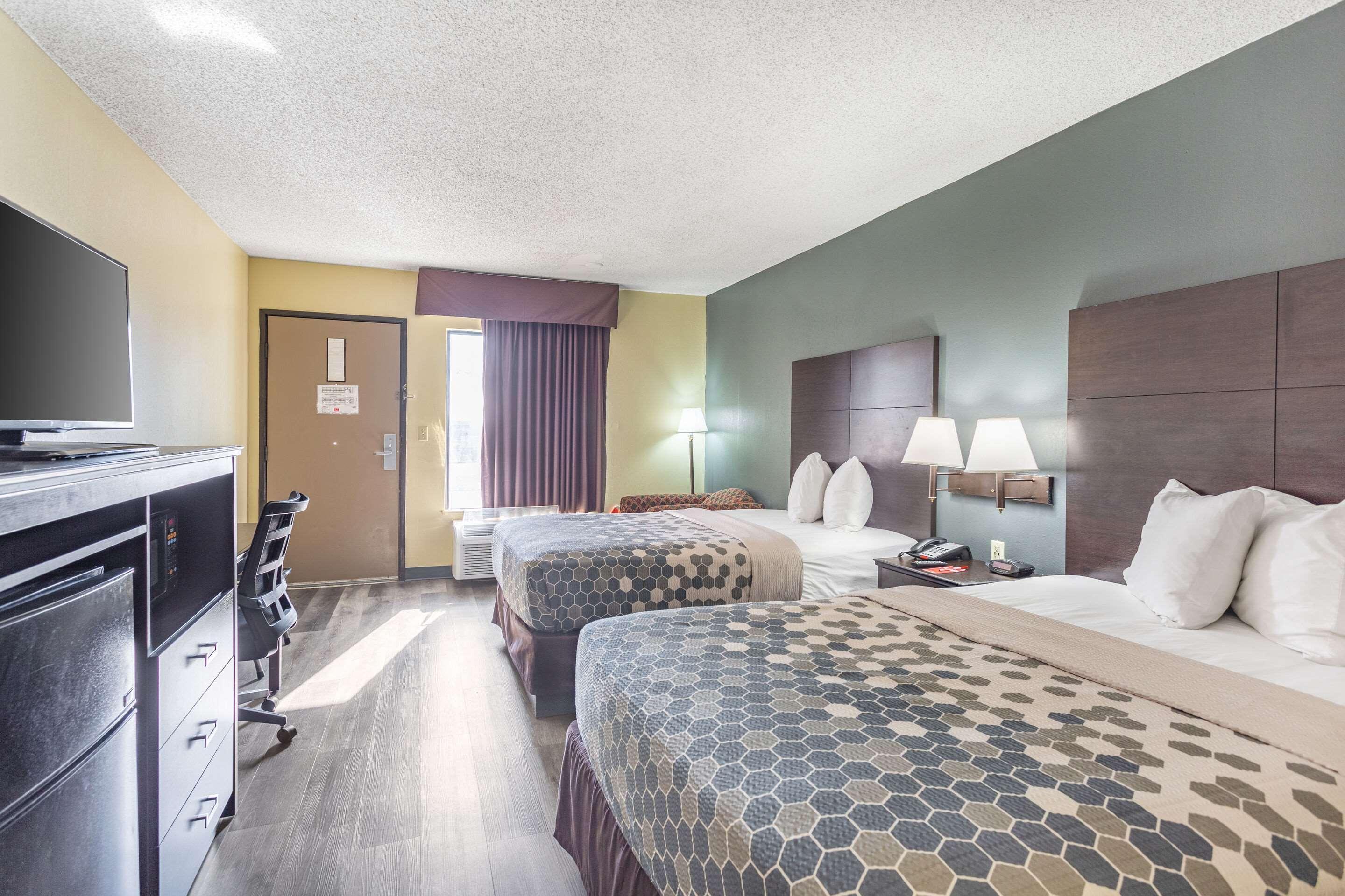 Econo Lodge & Suites קלארקסוויל מראה חיצוני תמונה