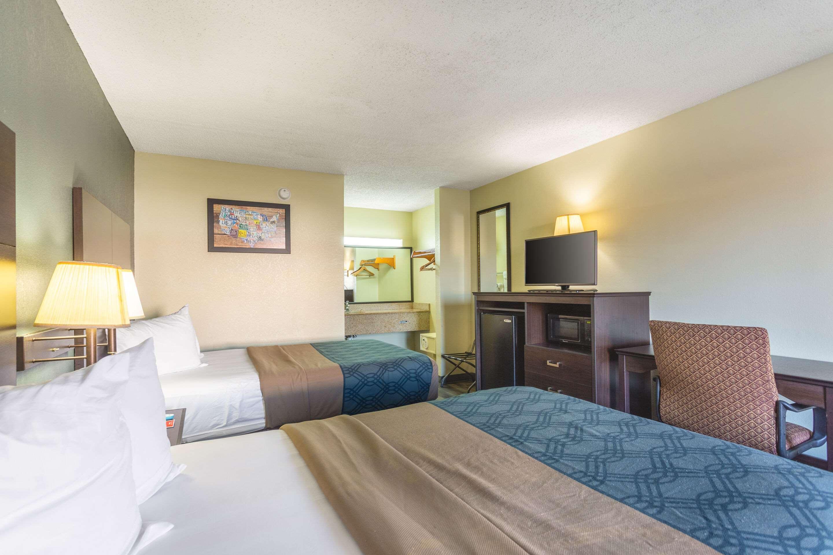 Econo Lodge & Suites קלארקסוויל מראה חיצוני תמונה