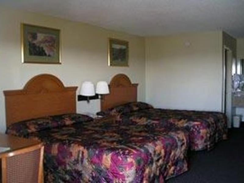 Econo Lodge & Suites קלארקסוויל מראה חיצוני תמונה